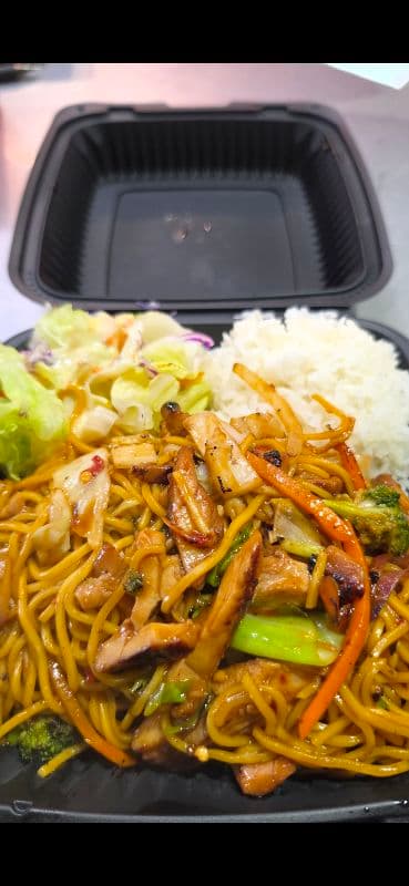 Chicken Yakisoba